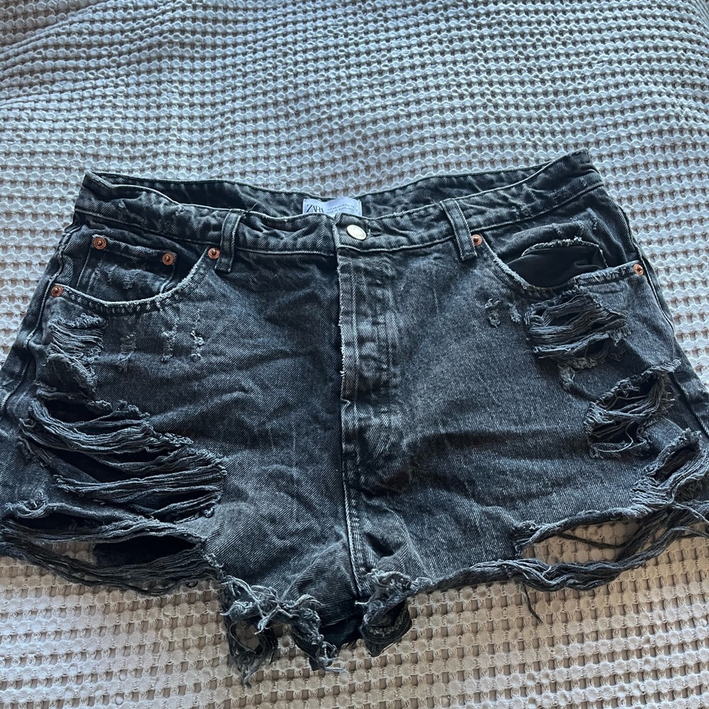 Never Worn Zara black denim shorts